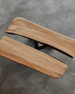 Handmade Clear Epoxy Coffee Table – Crystal-Clear Resin Furniture